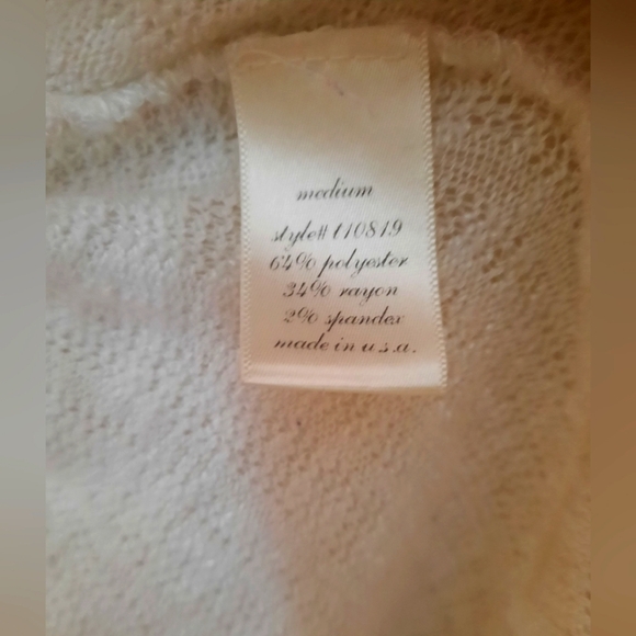 Alya White Crochet Kimono - Picture 9 of 9